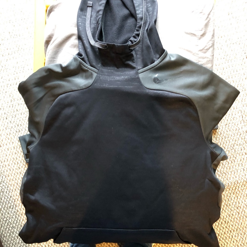 Nike Therma-Fit Sweatshirt